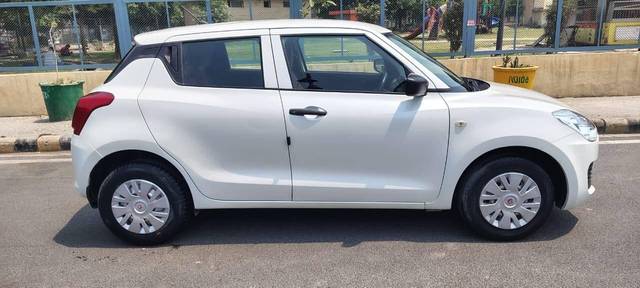 https://images10.gaadi.com/usedcar_image/4509930/original/processed_ab63fe1414384c6009ca181c97ab6dbc.jpg?imwidth=6401