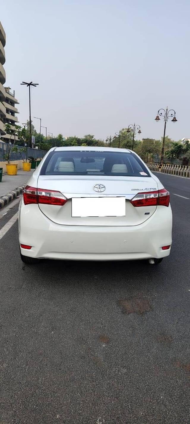https://images10.gaadi.com/usedcar_image/4509932/original/processed_79daa6cb2648fb3ac332bbaa23e142d2.jpg?imwidth=6402