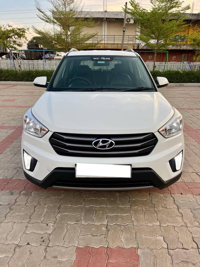 https://images10.gaadi.com/usedcar_image/4509934/original/processed_b6a504b6-72cc-4003-8ca3-6a15c3c144ba.jpg?imwidth=6400
