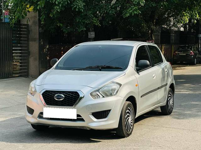 https://images10.gaadi.com/usedcar_image/4509937/original/processed_225f943788d4e2082e4126341b06ed84.jpg?imwidth=6402