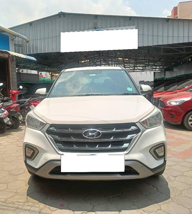 https://images10.gaadi.com/usedcar_image/4509939/original/processed_8bc286e4ba9b5e33c9e0835a4942a1bc.jpeg?imwidth=6402