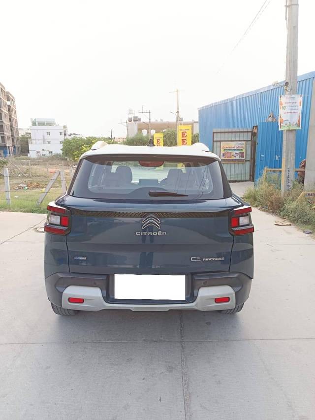 https://images10.gaadi.com/usedcar_image/4509950/original/processed_8db90aabab6b57c2e921d32711709ed9.jpg?imwidth=6402