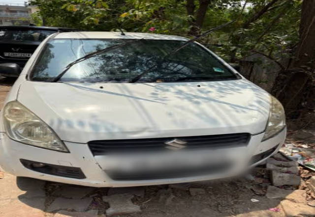 https://images10.gaadi.com/usedcar_image/4509977/original/b642bf8e-8221-44bd-af32-f1af05ac341f.?imwidth=6401