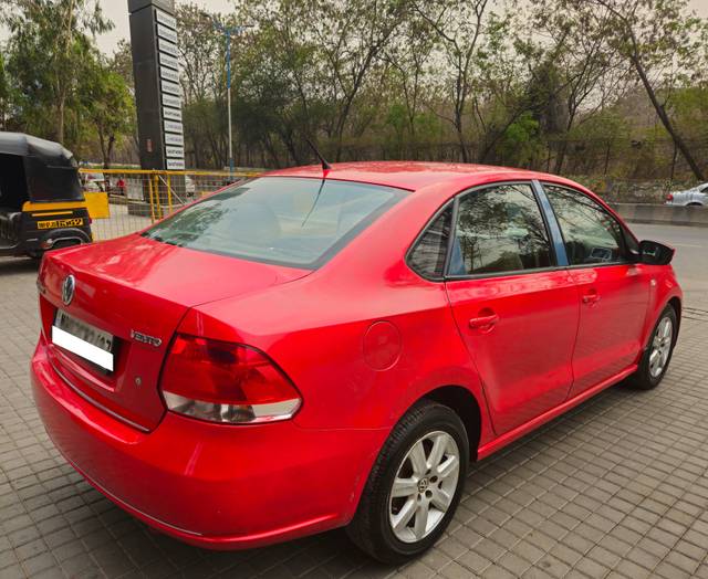 https://images10.gaadi.com/usedcar_image/4509986/original/processed_178b02dfdd6950eda80b15193d7577dd.jpg?imwidth=6402