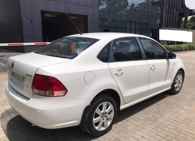 https://images10.gaadi.com/usedcar_image/4510009/original/processed_d15327a6a7e452575ca879921acd987d.jpg?imwidth=6401