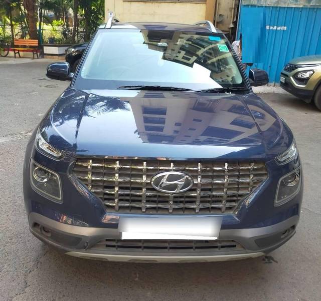 https://images10.gaadi.com/usedcar_image/4510013/original/processed_60952544bed0b45ec13c33ef19c4f05c.jpeg?imwidth=6400