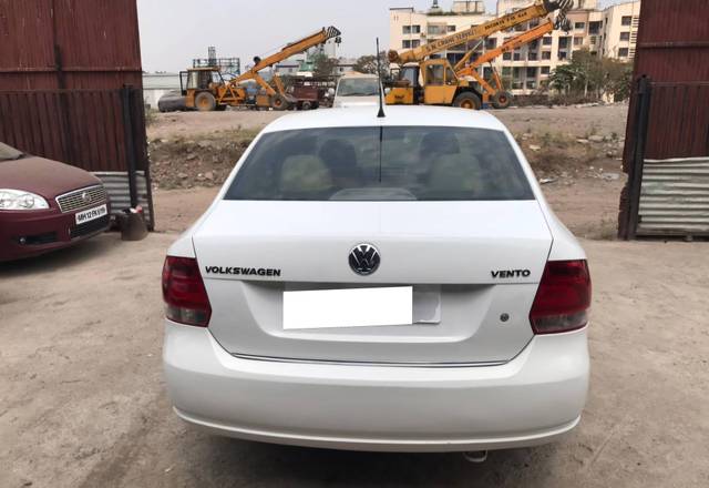 https://images10.gaadi.com/usedcar_image/4510014/original/processed_62f93e8a796e6448c1b2f94de76a59b9.jpg?imwidth=6402
