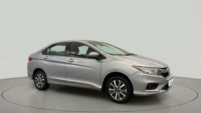 https://images10.gaadi.com/usedcar_image/4510024/original/6bd905ca7c1c939436c39a1b0d68117b.jpg?imwidth=6400