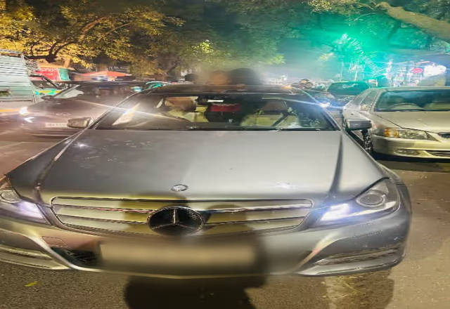 https://images10.gaadi.com/usedcar_image/4510039/original/8b6a4556-426c-489e-8fb3-f5b2cbf99f5a.?imwidth=6401