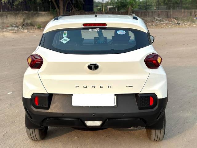https://images10.gaadi.com/usedcar_image/4510058/original/processed_6deccb99-ee4d-4507-9301-41a7eeab034f.jpg?imwidth=6402