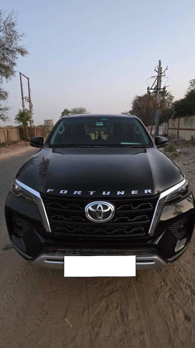 https://images10.gaadi.com/usedcar_image/4510104/original/processed_334f4f145b42e5d777c960efa17a3272.jpg?imwidth=6400