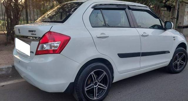 https://images10.gaadi.com/usedcar_image/4510118/original/processed_4777f232ccb1e5a9d48ff1ccb3c6918f.jpg?imwidth=6401