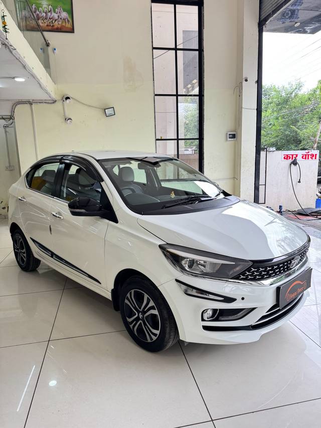 https://images10.gaadi.com/usedcar_image/4510125/original/9105f16e50a0d6923dbaf484b6b92756.jpg?imwidth=6401
