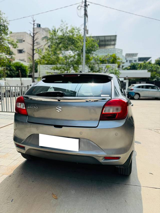 https://images10.gaadi.com/usedcar_image/4510154/original/processed_4774132908610a767434982ec37ae095.jpeg?imwidth=6402