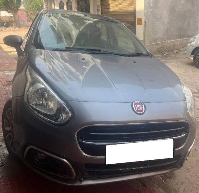 https://images10.gaadi.com/usedcar_image/4510160/original/processed_9a413212-bca0-470d-b5ef-550a117d16f1.jpeg?imwidth=6400