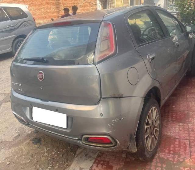https://images10.gaadi.com/usedcar_image/4510160/original/processed_bded1856-f582-47b3-af00-922c4bc75a1b.jpeg?imwidth=6402