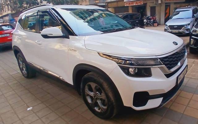 https://images10.gaadi.com/usedcar_image/4510163/original/processed_d53098b7ef032d02f997fdaf608fff76.jpeg?imwidth=6400