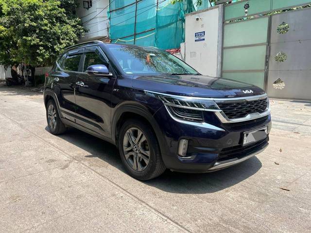 https://images10.gaadi.com/usedcar_image/4510181/original/processed_bd51867dff45504b8b2130ce3cff5d2d.jpg?imwidth=6400