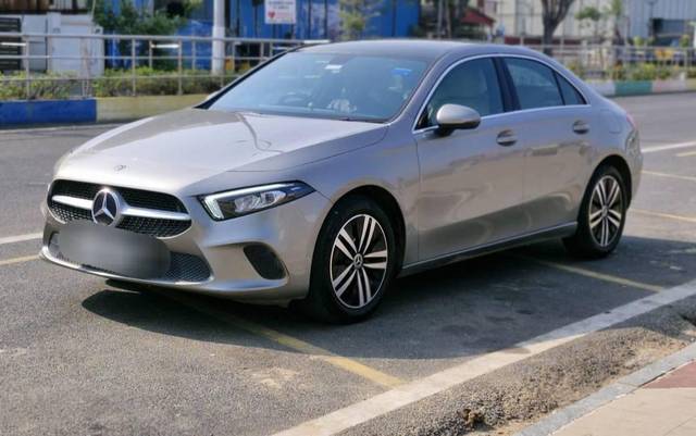 https://images10.gaadi.com/usedcar_image/4510187/original/processed_0084ec3d7f843d6cd15c5e50eafa3398.jpg?imwidth=6400