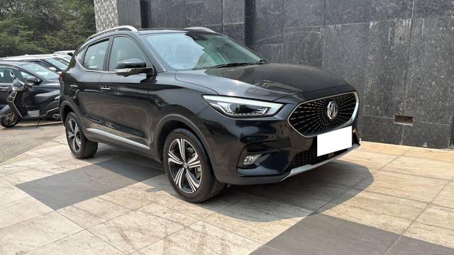 https://images10.gaadi.com/usedcar_image/4510197/original/processed_121da78c6fa2e39d20d06a6567370b8f.jpg?imwidth=6400