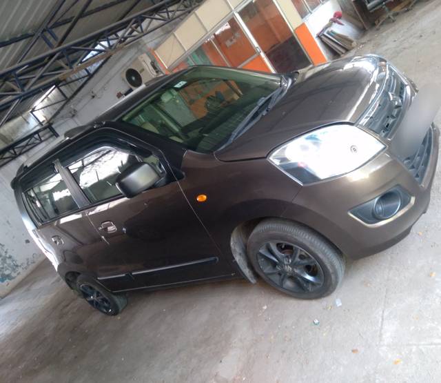 https://images10.gaadi.com/usedcar_image/4510205/original/bcc4afca7d1df8757a4518ec509db36f.jpg?imwidth=6401