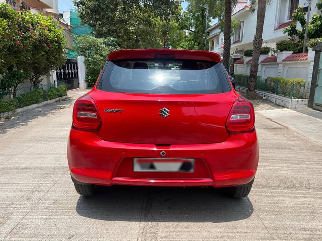 https://images10.gaadi.com/usedcar_image/4510251/original/processed_4207ba0c1b32631345a5a3fef0ba25d1.jpg?imwidth=6402