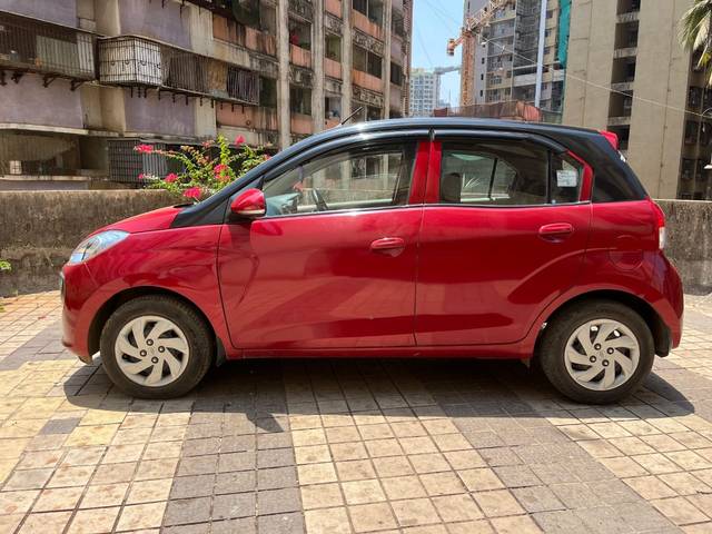https://images10.gaadi.com/usedcar_image/4510261/original/9acb450e6dc26e0d6283c0c53c735993.jpg?imwidth=6402