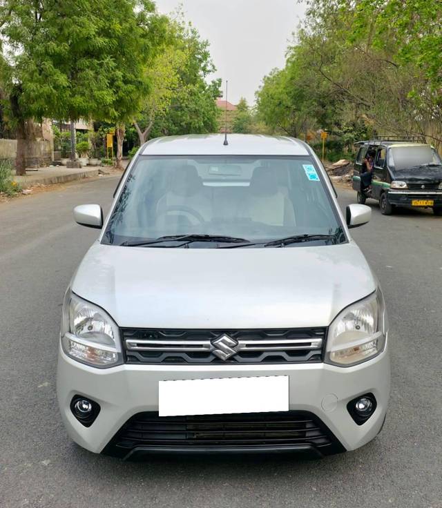 https://images10.gaadi.com/usedcar_image/4510262/original/processed_4bb569cbad2f6babda6731f2d5bb28c9.jpg?imwidth=6400