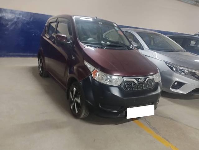 https://images10.gaadi.com/usedcar_image/4510270/original/processed_65e81f3a4214f18740582ab2e28096e6.jpg?imwidth=6400