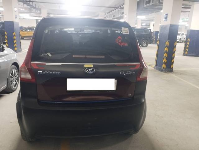 https://images10.gaadi.com/usedcar_image/4510270/original/processed_ad34cba52a5e269fd8e0f9ecd737b62c.jpg?imwidth=6402