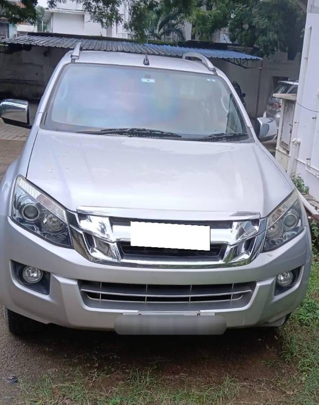 https://images10.gaadi.com/usedcar_image/4510284/original/processed_0a7ebd8a1feda2486f7e25fe246c0258.jpg?imwidth=6400
