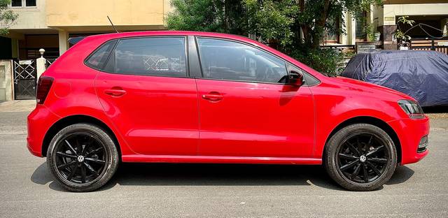 https://images10.gaadi.com/usedcar_image/4510309/original/0bcf5c05ab4c3d51bc4f0841eb0e0db5.jpg?imwidth=6401