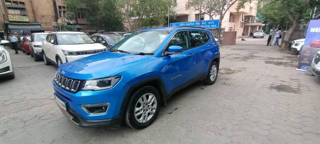https://images10.gaadi.com/usedcar_image/4510323/original/processed_3780380f7a4f52016a2e0bd829ac6e9d.jpg?imwidth=6402