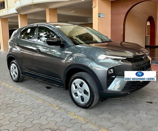https://images10.gaadi.com/usedcar_image/4510326/original/processed_9b9b5658342f0f6124af1c5d877ec3a3.jpeg?imwidth=6400