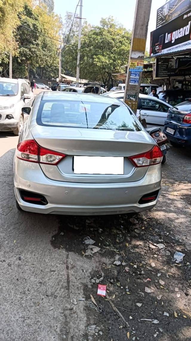https://images10.gaadi.com/usedcar_image/4510328/original/processed_51b26d462f857103b052a6c9377cea46.jpg?imwidth=6401