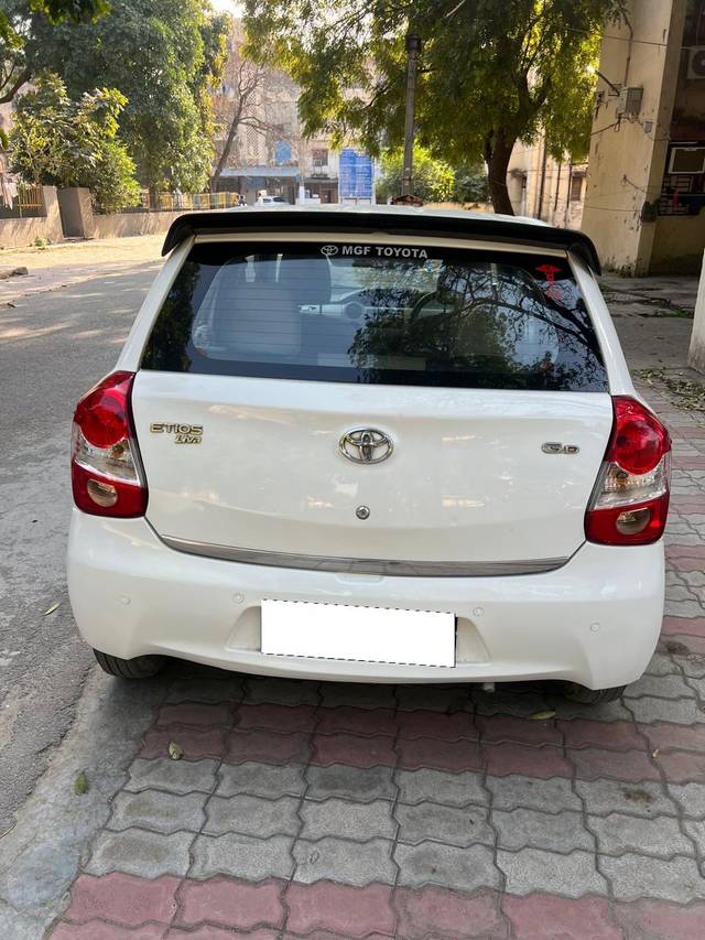 https://images10.gaadi.com/usedcar_image/4510332/original/processed_0036d9a233f2085ac828148929498f87.jpg?imwidth=6402