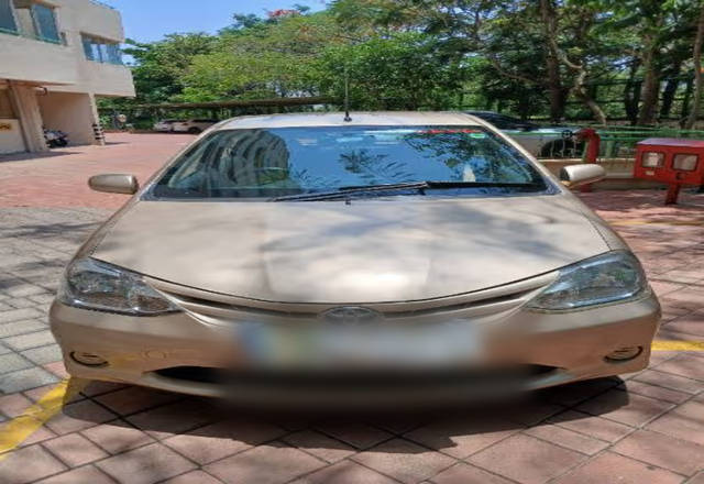 https://images10.gaadi.com/usedcar_image/4510353/original/813f5a3c-1d97-4ebe-aa1e-1a43edb39402.?imwidth=6400