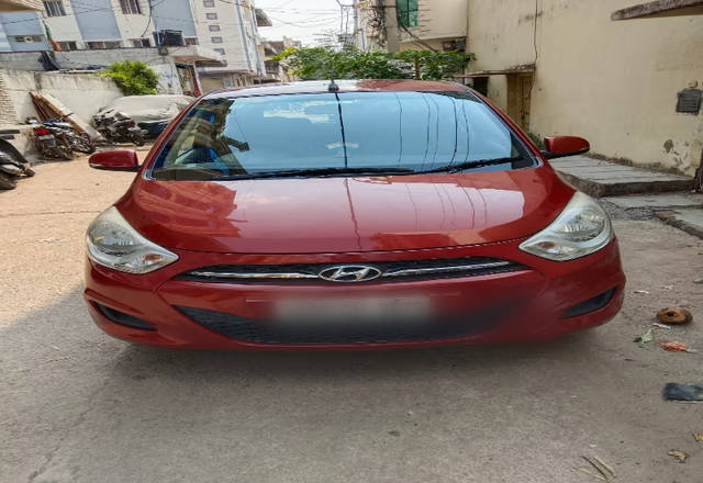 https://images10.gaadi.com/usedcar_image/4510365/original/e3eb7f9c-2551-4ae7-850d-e151d0abbc27.?imwidth=6400