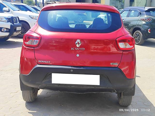 https://images10.gaadi.com/usedcar_image/4510388/original/processed_d50b1e3283795f67567afc01eec2c2a9.jpeg?imwidth=6401