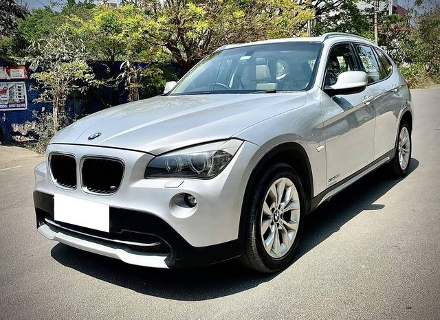 https://images10.gaadi.com/usedcar_image/4510389/original/processed_51800f35b1652c41d3121a66ae77e65c.jpg?imwidth=6402
