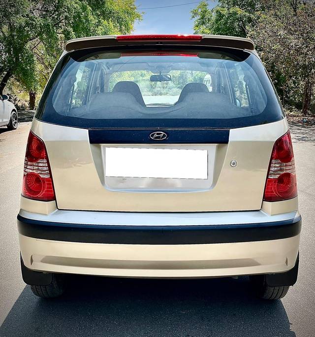 https://images10.gaadi.com/usedcar_image/4510423/original/processed_6157db91bff491fde2c210098d4ecec3.jpg?imwidth=6401