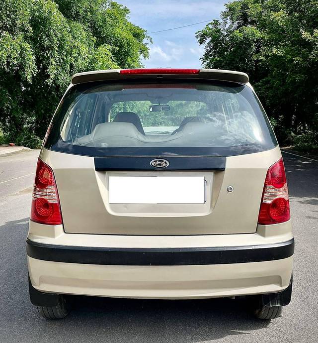 https://images10.gaadi.com/usedcar_image/4510423/original/processed_e98c9ebca9ef4ef35629ec865faf8b5b.jpg?imwidth=6402