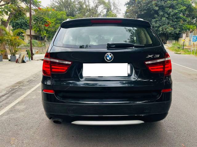https://images10.gaadi.com/usedcar_image/4510435/original/processed_1f5070f7afce2ee50210608baf6b7507.jpeg?imwidth=6402