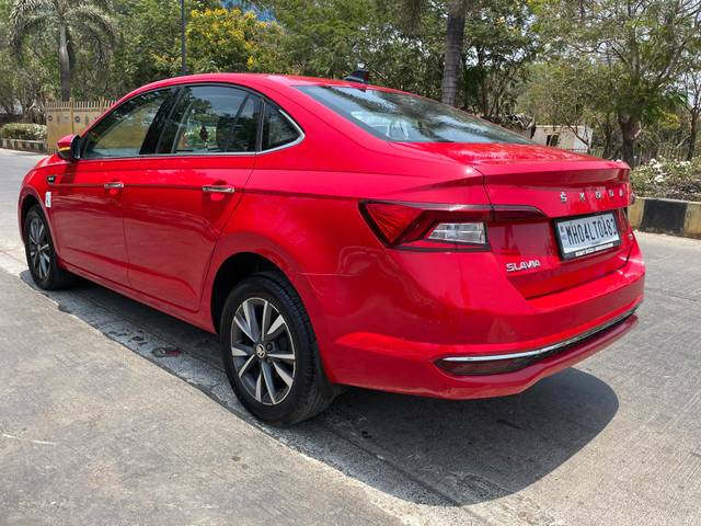 https://images10.gaadi.com/usedcar_image/4510451/original/720318343ace6a65b33b0659084ba14f.jpg?imwidth=6402