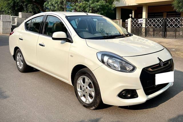 https://images10.gaadi.com/usedcar_image/4510452/original/processed_8fb1c0cd1d2f6222d6d1d5f1de62d6ae.jpg?imwidth=6400
