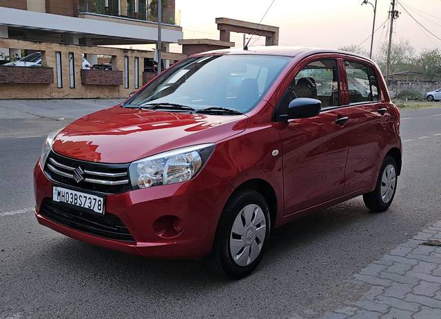 https://images10.gaadi.com/usedcar_image/4510456/original/b0152a53d1ac716cc7249b68b74d688f.jpg?imwidth=6402