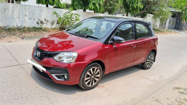 https://images10.gaadi.com/usedcar_image/4510516/original/processed_ed9f0c0144f4d943419bb7fdc144fba8.jpg?imwidth=6402