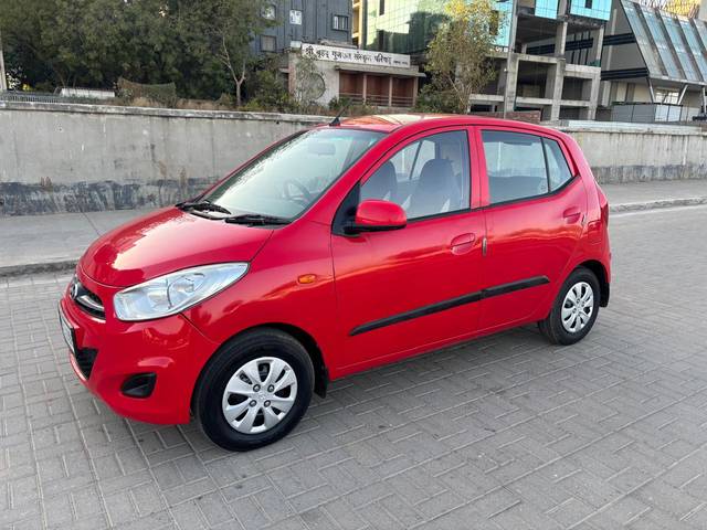 https://images10.gaadi.com/usedcar_image/4510518/original/65154a6e2b2311895bad5e82fae521ac.jpg?imwidth=6402