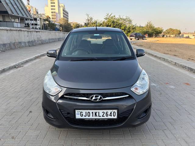 https://images10.gaadi.com/usedcar_image/4510526/original/d2c67c546173c12b61e3d4c6c1127b18.jpg?imwidth=6401