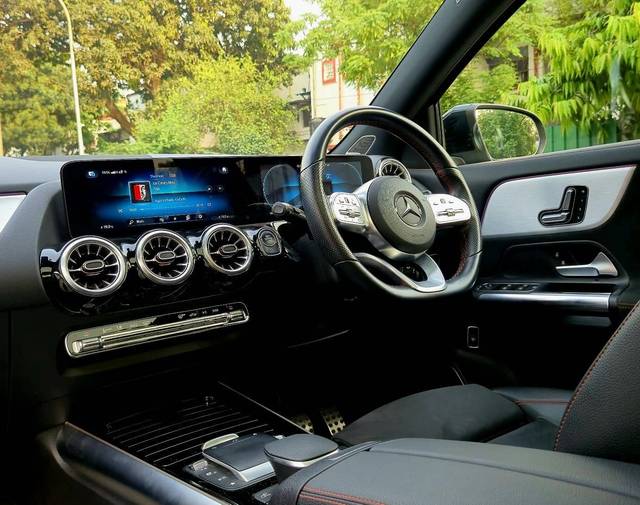 https://images10.gaadi.com/usedcar_image/4510532/original/processed_ca96b5aa4c2a9f382dccad8a367b98b3.jpg?imwidth=6400